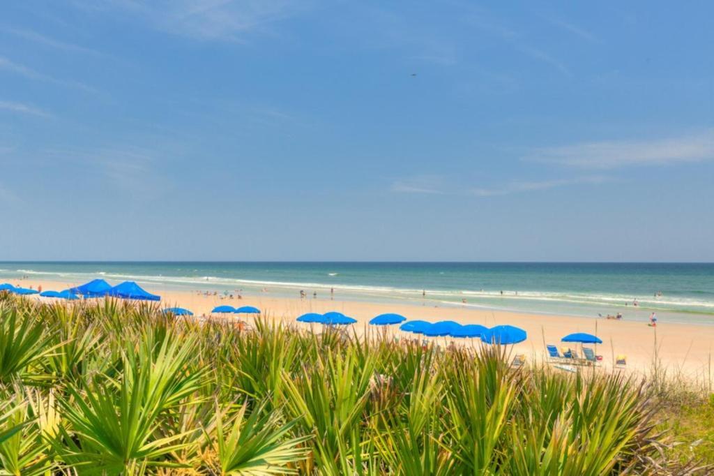 Sea La Vie Beach Oceanfront Patio Pet Friendly Jacksonville Beach Exteriör bild