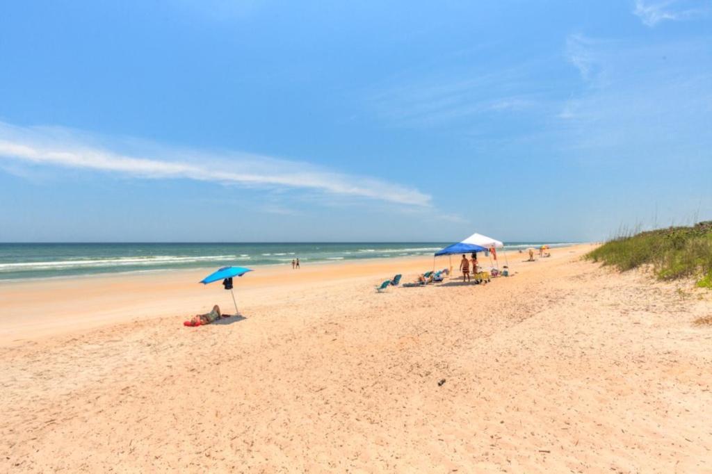 Sea La Vie Beach Oceanfront Patio Pet Friendly Jacksonville Beach Exteriör bild